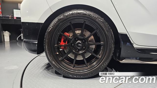 Hyundai Veloster JS 2.0 N - фото 4