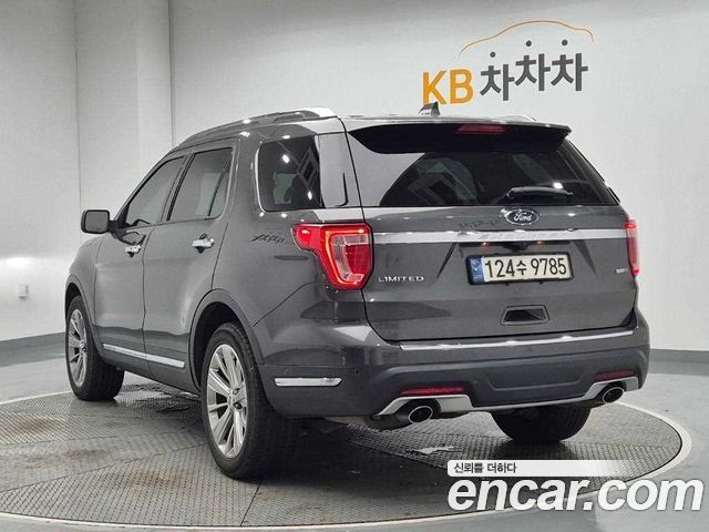 Ford Explorer 6-го поколения 2.3 LimIted 4WD - фото 3