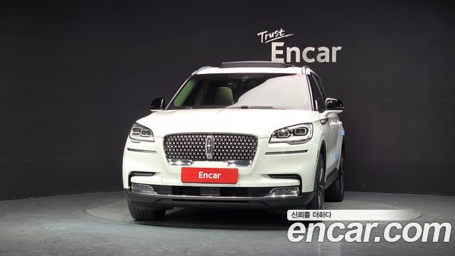 Lincoln Aviator 2-го поколения 3.0 Reserve AWD - фото 2