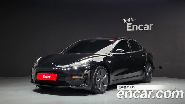 Tesla Model 3 Long Range AWD - фото 0