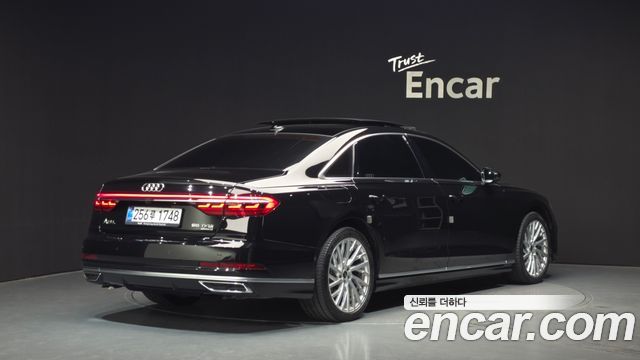 Audi A8 D5 55 TFSI Quattro LWB - фото 1