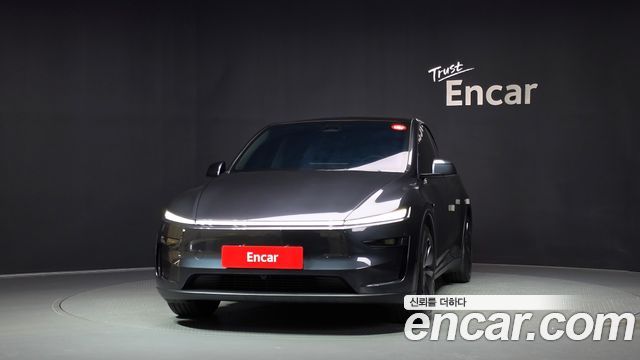 Tesla Model Y RWD - фото 2