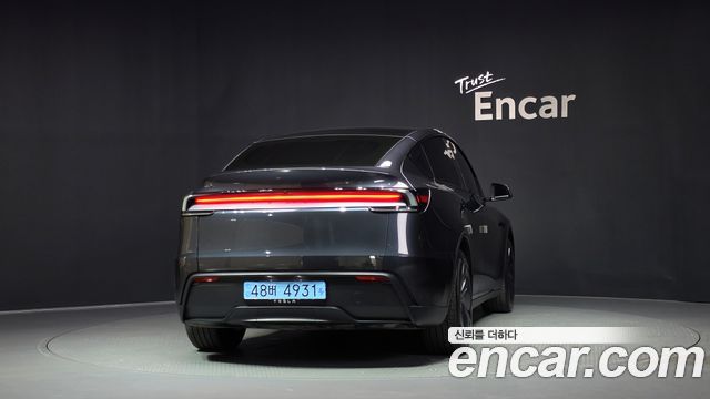 Tesla Model Y RWD - фото 3