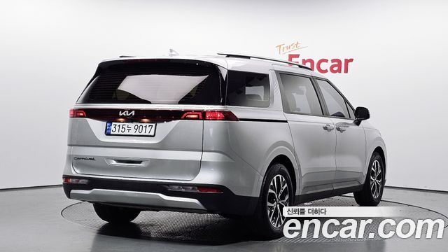 Kia Carnival 4-го поколения 9-Seater Prestige - фото 1