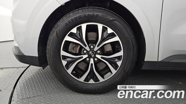 Kia Carnival 4-го поколения 9-Seater Prestige - фото 4