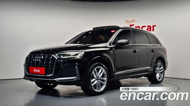 Audi Q7 45 TDI Quattro Premium - фото 0