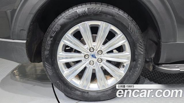 Ford Explorer 6-го поколения 2.3 LimIted 4WD - фото 4