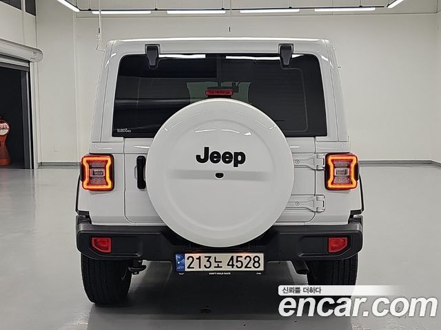 Jeep Wrangler JL 2.0 Overland 4Door - фото 2
