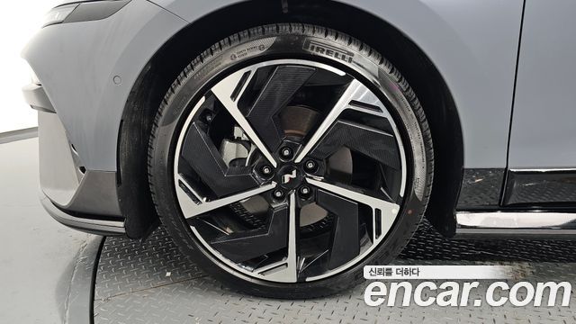 Hyundai Ioniq6 New Long Range AWD Prestige N Line - фото 3