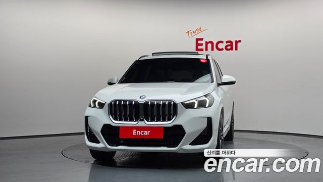 BMW X1 U11 xDrive 20i M Sport - фото 2