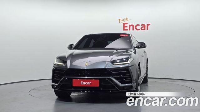 Lamborghini Urus 4.0 V8 - фото 1