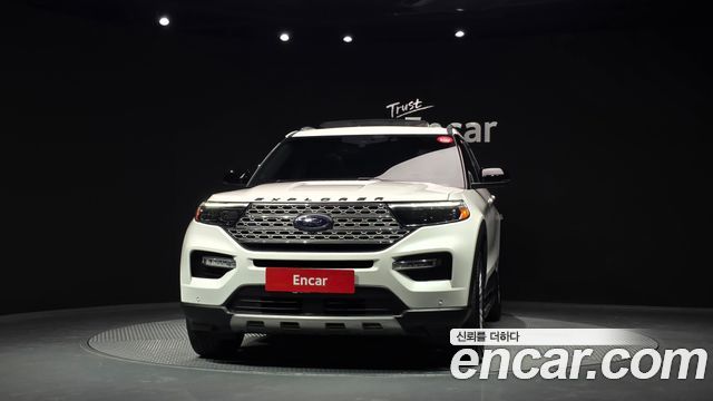 Ford Explorer 6-го поколения 2.3 LimIted 4WD - фото 2