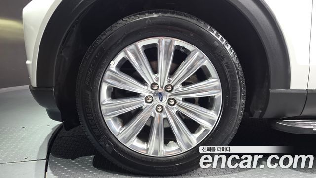 Ford Explorer 6-го поколения 2.3 LimIted 4WD - фото 4
