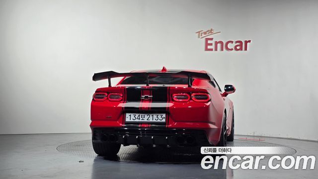 Chevrolet (GM Daewoo) Camaro New SS 6.2 V8 Volcano Red - фото 3