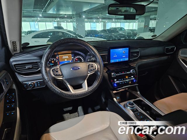 Ford Explorer 6-го поколения 2.3 LimIted 4WD - фото 2