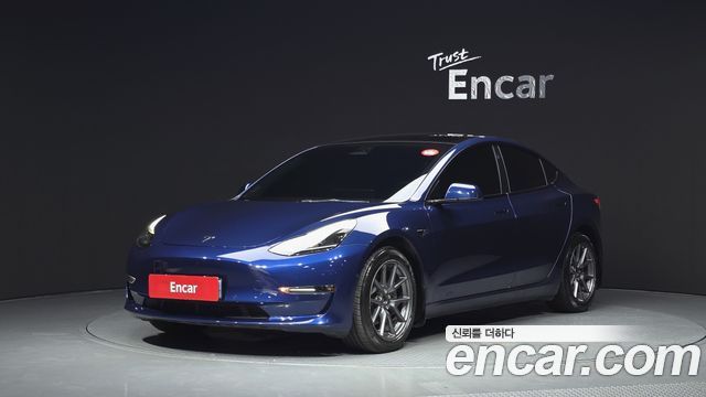 Tesla Model 3 Long Range AWD - фото 0