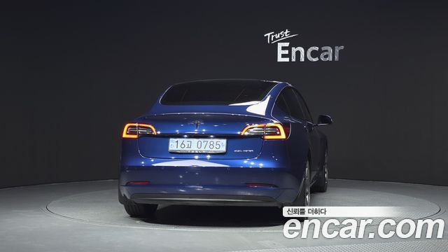 Tesla Model 3 Long Range AWD - фото 3