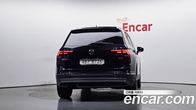 Volkswagen Tiguan 2-го поколения 2.0 TDI 4Motion Prestige - фото 3