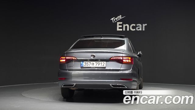Volkswagen Jetta 7-го поколения 1.4 TSI Prestige - фото 3