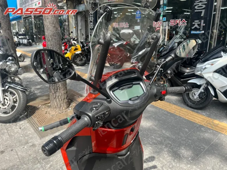 Piaggio Beverly 400 S - фото 6