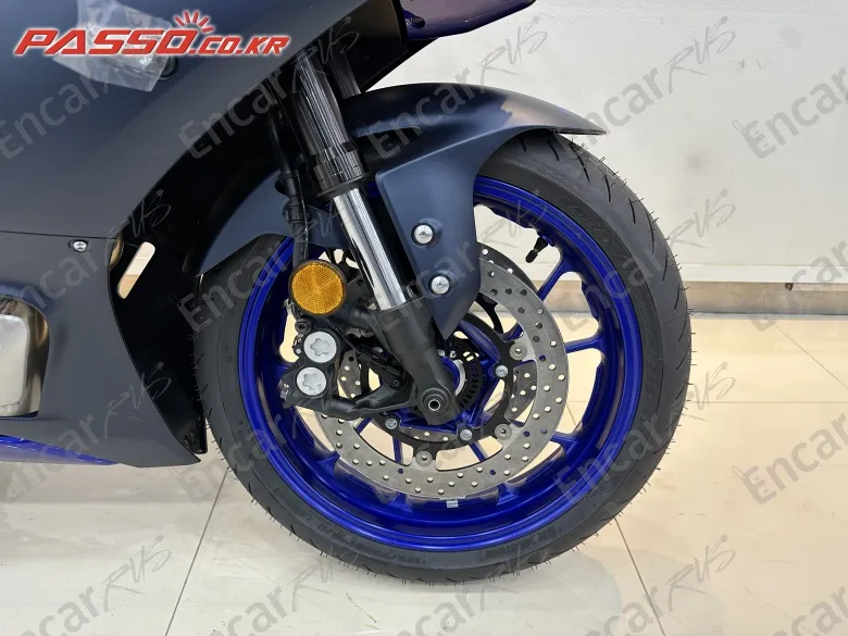 Yamaha Yzf R7 - фото 5