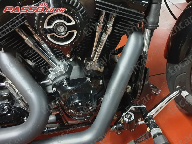 HARLEY-DAVIDSON SOFTAIL SLIM - фото 4