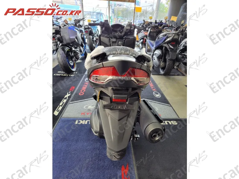 Suzuki Burgman 400 Abs - фото 2