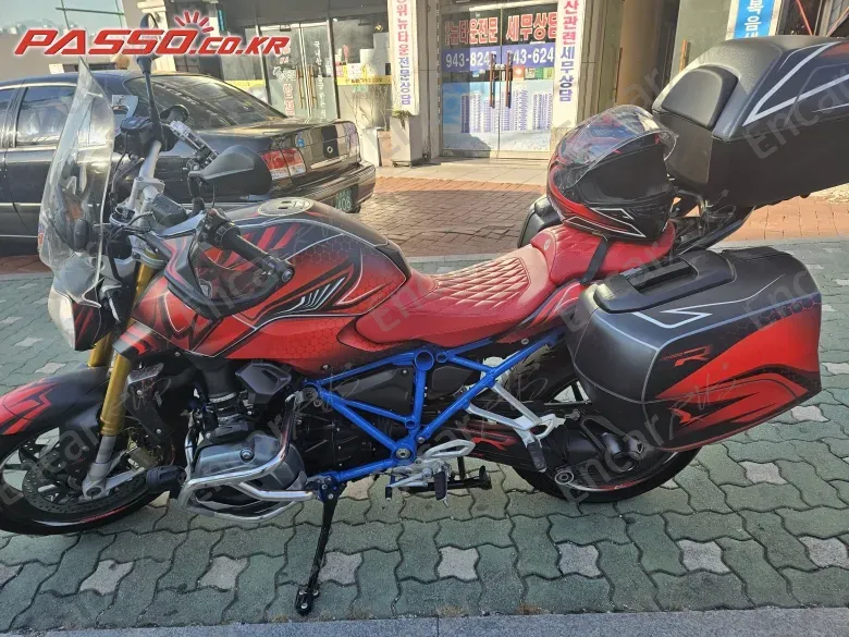 Bmw R 1200 R - фото 1
