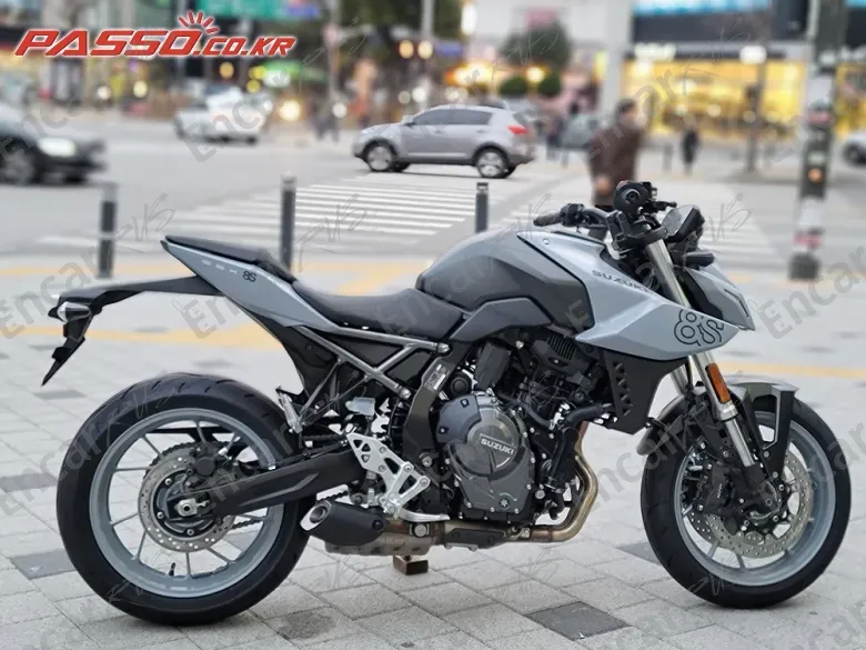 Suzuki Gsx 8 S - фото 0