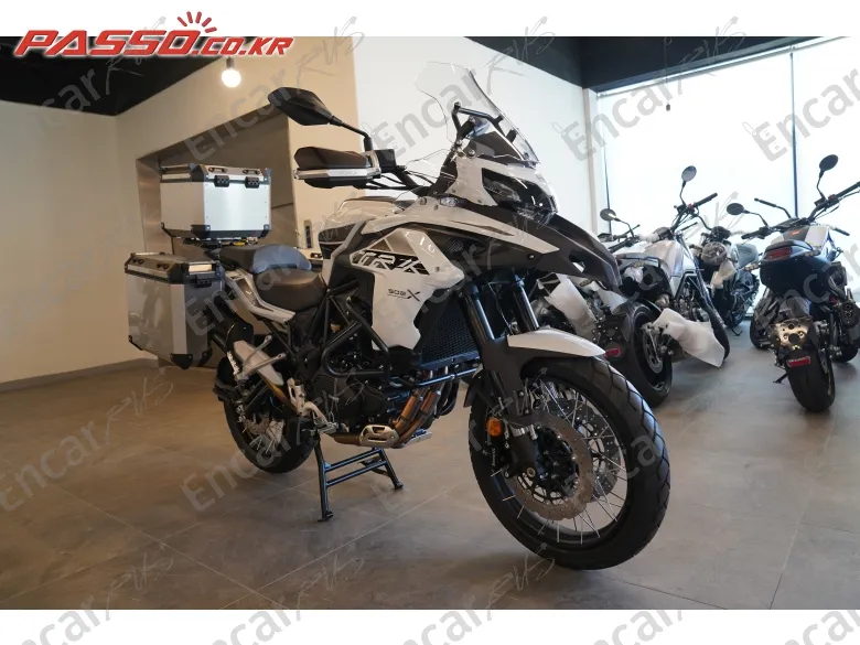 Benelli Trk 502 X - фото 0