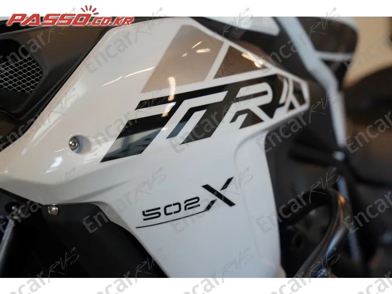 Benelli Trk 502 X - фото 4