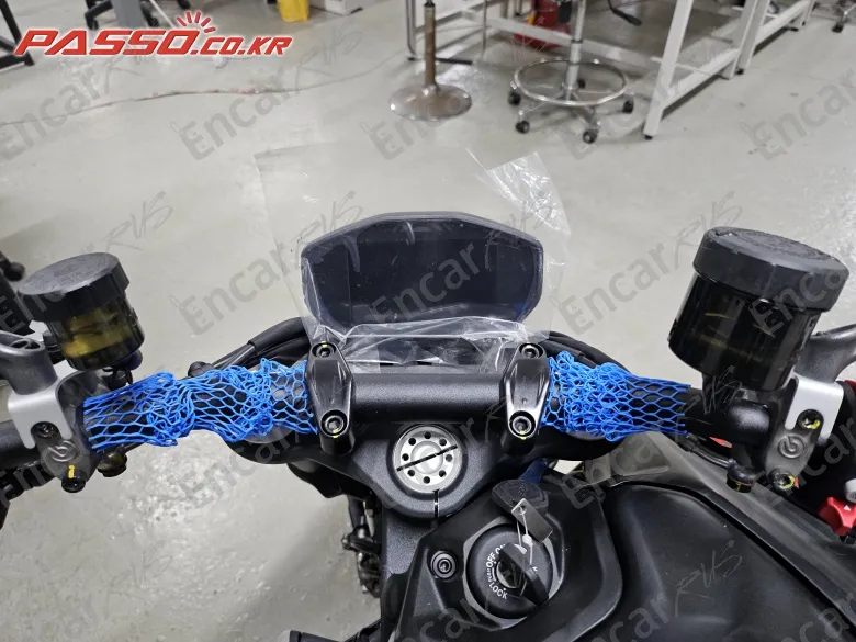 Ducati Monster 937 - фото 3