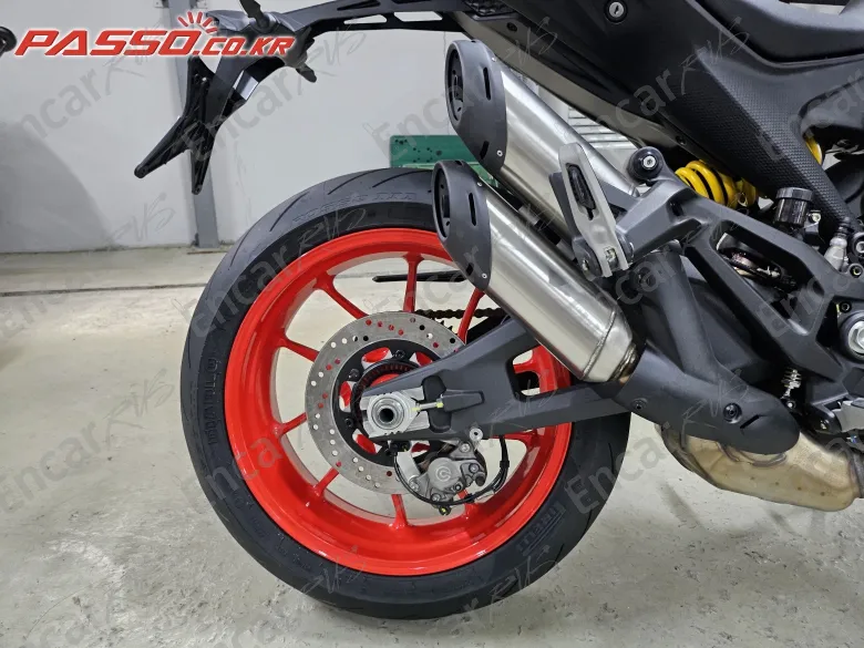 Ducati Monster 937 - фото 6