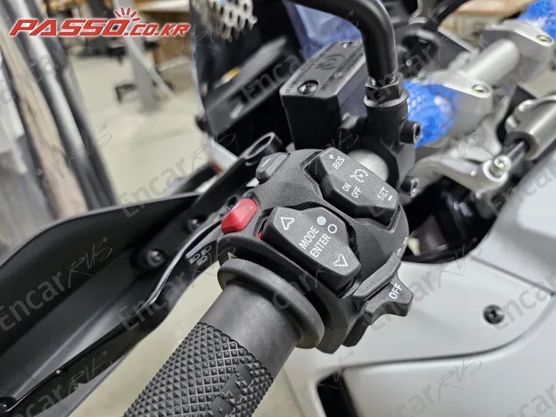 Ducati Desert X - фото 4