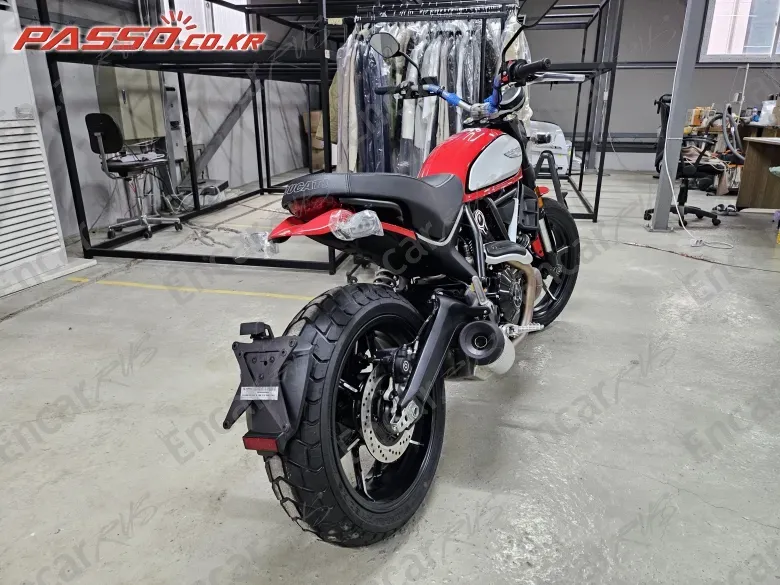 Ducati Scrambler Icon - фото 1
