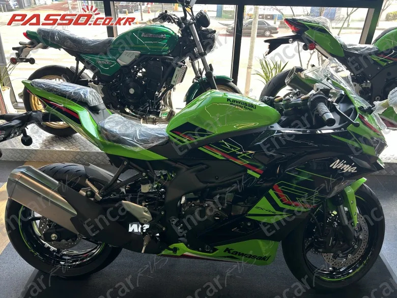 Kawasaki Zx 400 R - фото 0