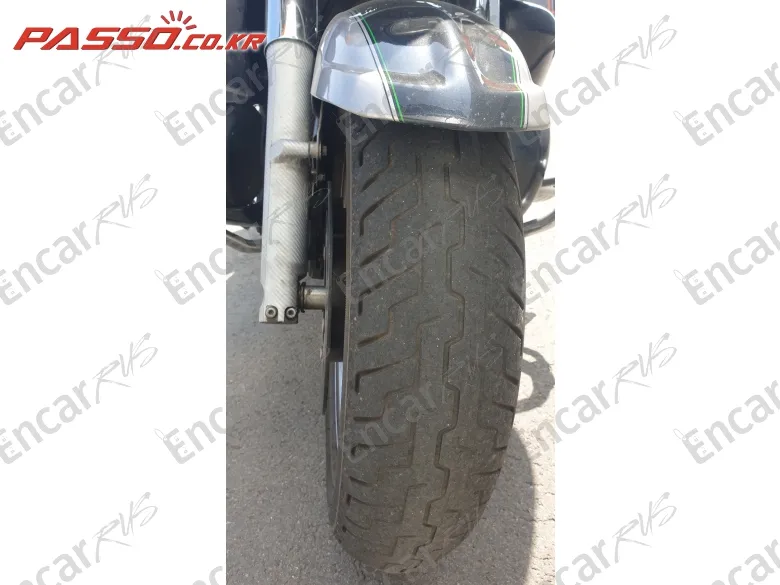 Kawasaki Vulcan 1700 Voyager Abs - фото 4