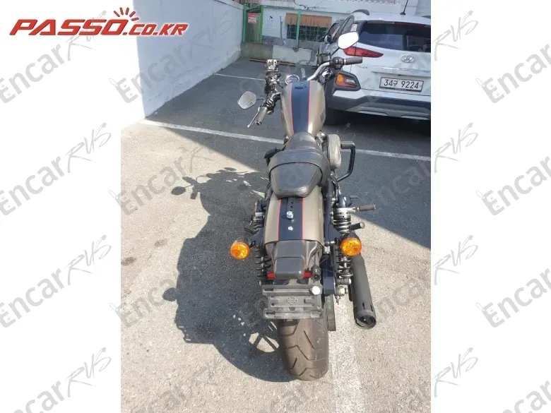 Harley-Davidson Roadster 1200 - фото 2