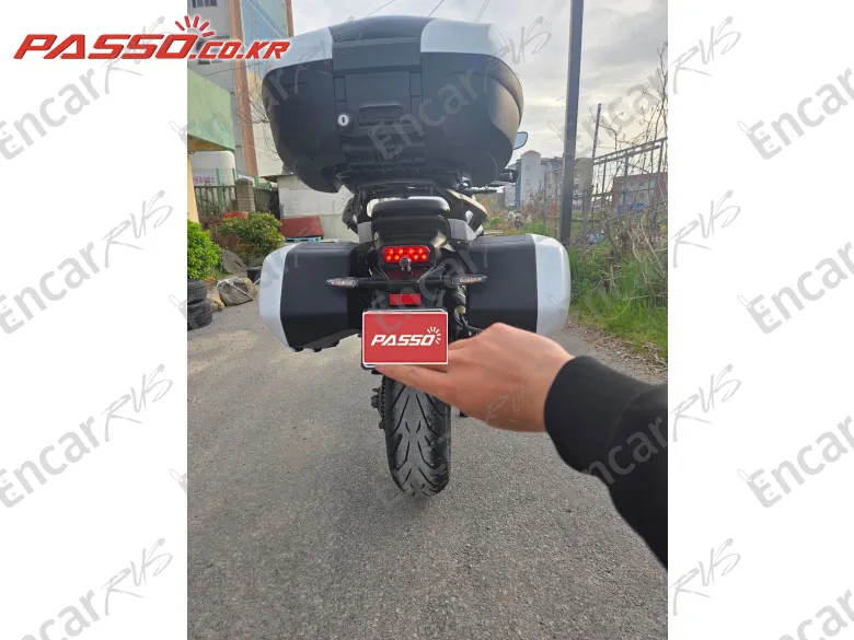 HONDA VFR 800 - фото 2