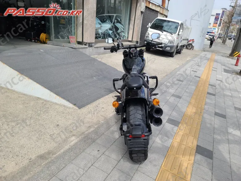 HARLEY-DAVIDSON FAT BOB 107 - фото 2