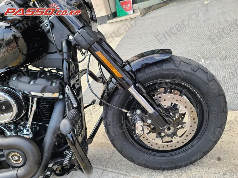 HARLEY-DAVIDSON FAT BOB 107 - фото 5