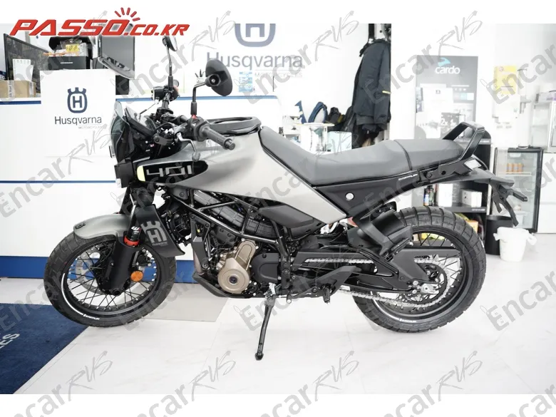 Husqvarna Svartpilen 401 - фото 1