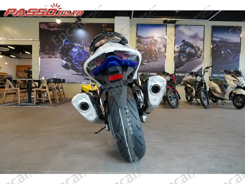 SUZUKI GSX R 1300 HAYABUSA - фото 2