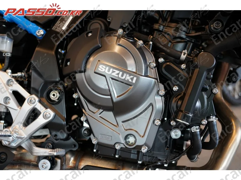 Suzuki Gsx 8 S - фото 4