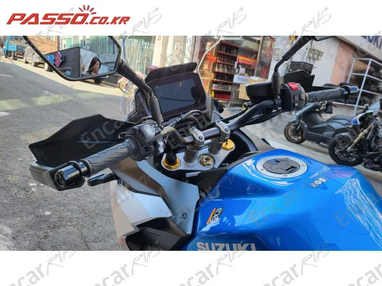Suzuki Gsx S 1000 Gx - фото 3