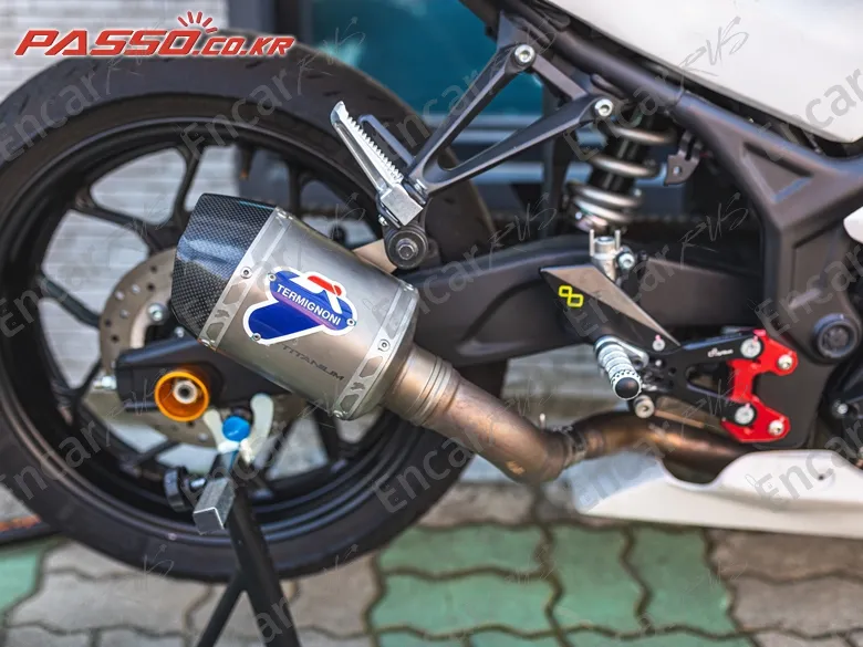 YAMAHA YZF R3 - фото 6