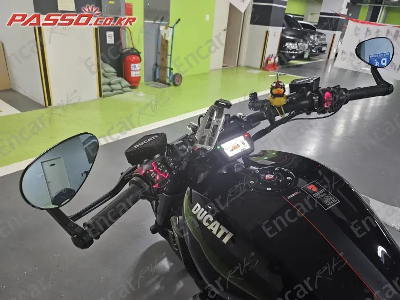 Ducati X Diavel S - фото 3