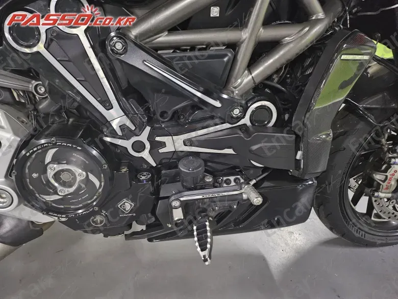 Ducati X Diavel S - фото 4