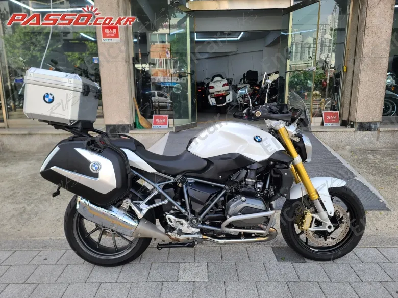 Bmw R 1200 R - фото 0