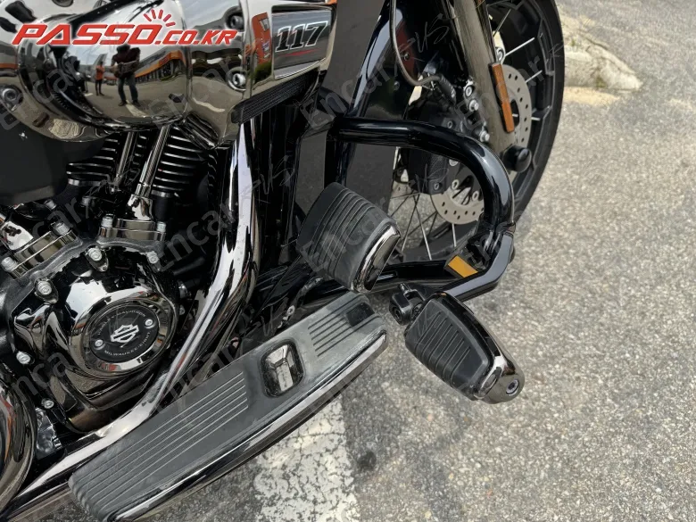 Harley-Davidson Fltrse3 - фото 6
